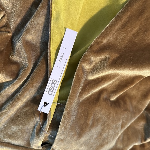 NWT ASOS “velvet” cutout jumpsuit - Picture 8 of 9